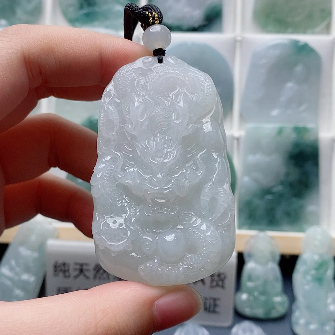 翡翠未镶嵌吊坠(不含链)龙牌