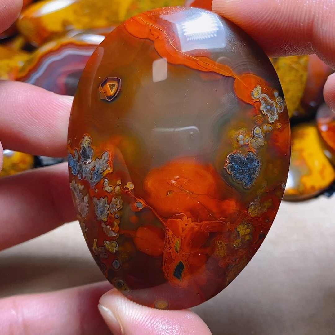 玛瑙/玉髓颈饰未镶嵌唐*爷