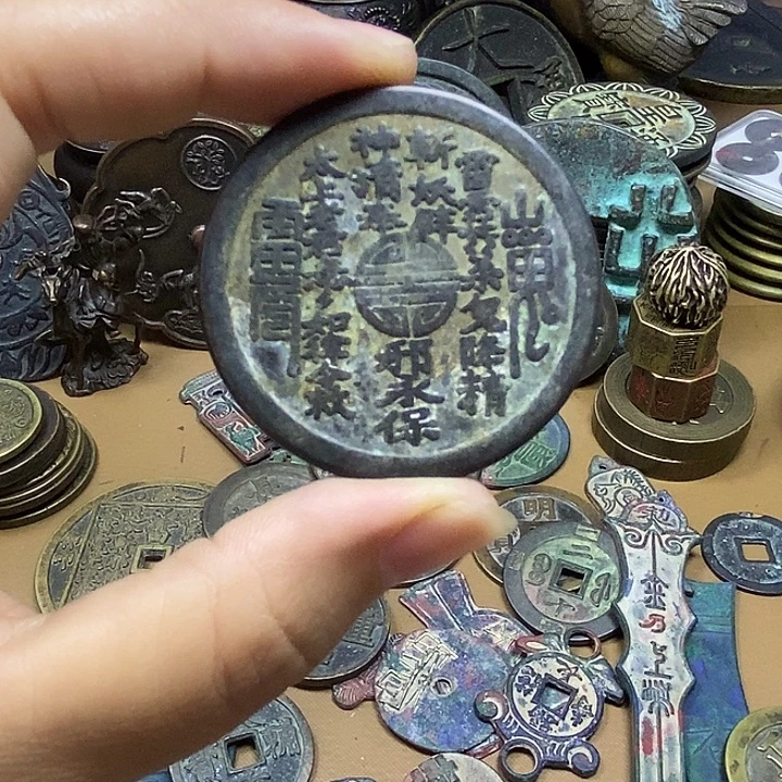 铜铁合金类工艺品