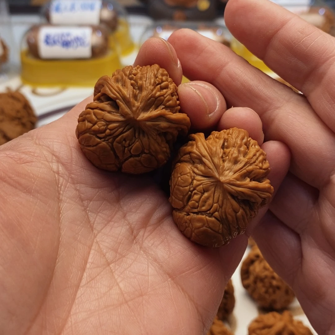 文玩核桃吊坠9****5铁锤蛇