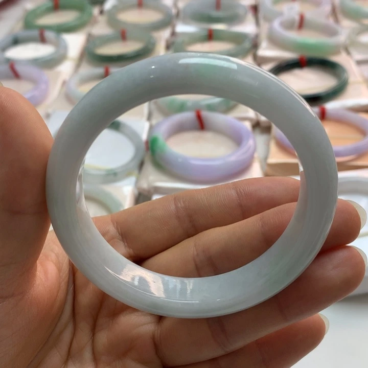 翡翠未镶嵌手镯58