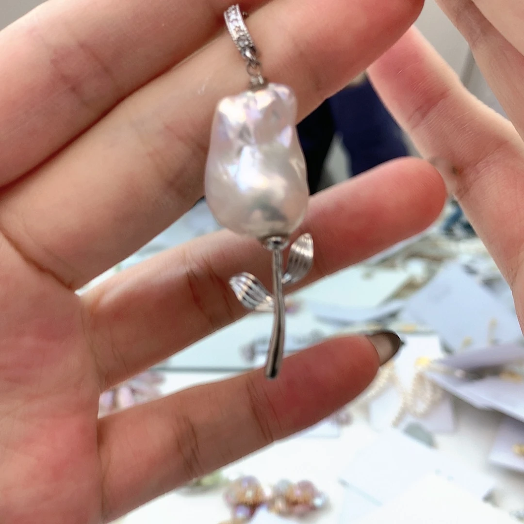 银S925镶嵌耳饰淡水珍珠