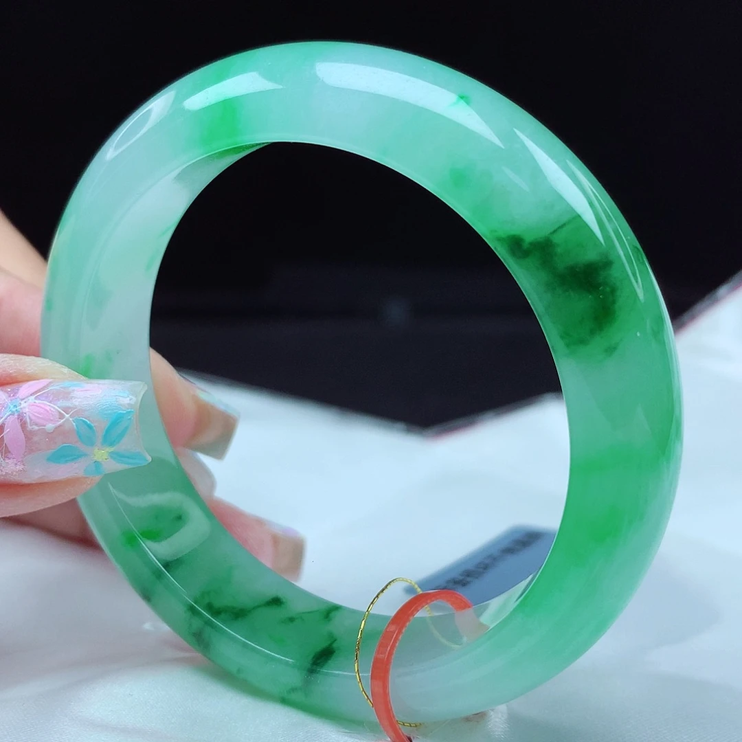 翡翠手镯未镶嵌50圈4474