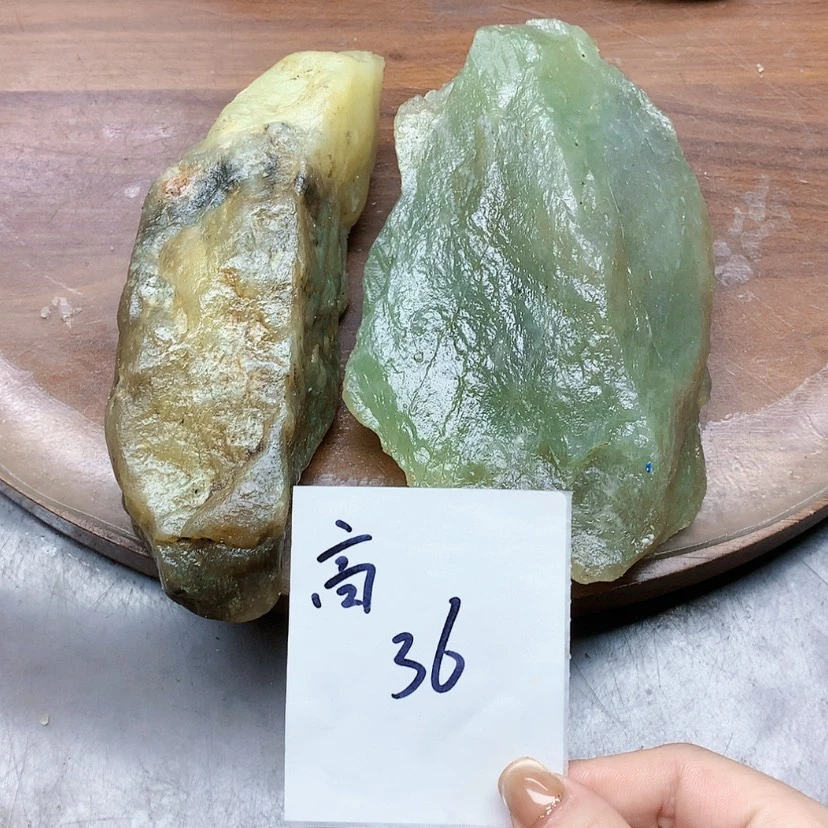 【闪购商品】未镶嵌蛇纹石玉原石