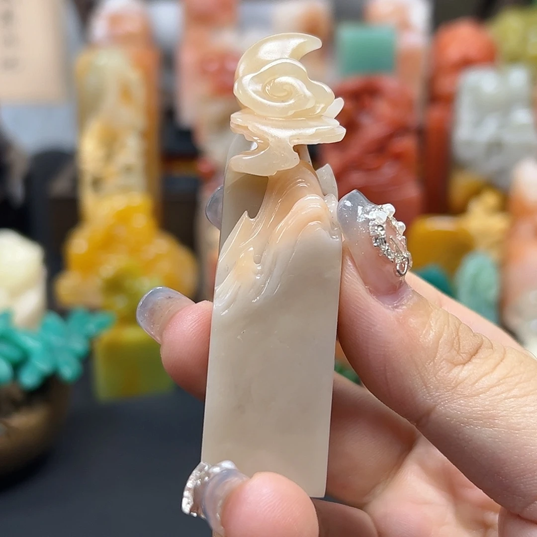 寿山石印章雕工艺