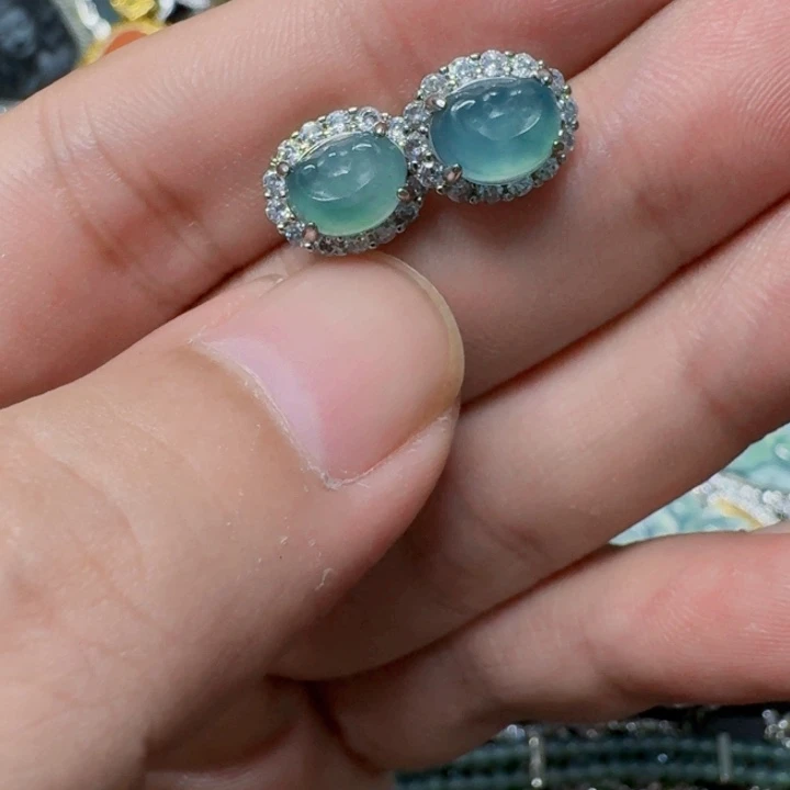 翡翠未镶嵌颈饰天然A货翡翠放漏