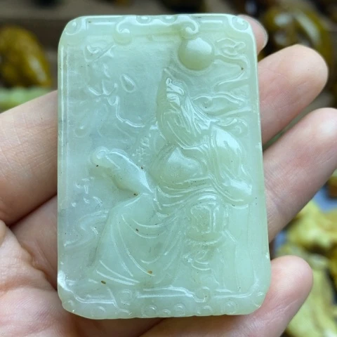 蛇纹石玉未镶嵌颈饰174