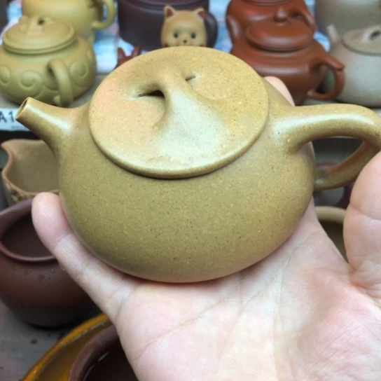 紫砂茶壶黄金段泥石瓢220豪升左右