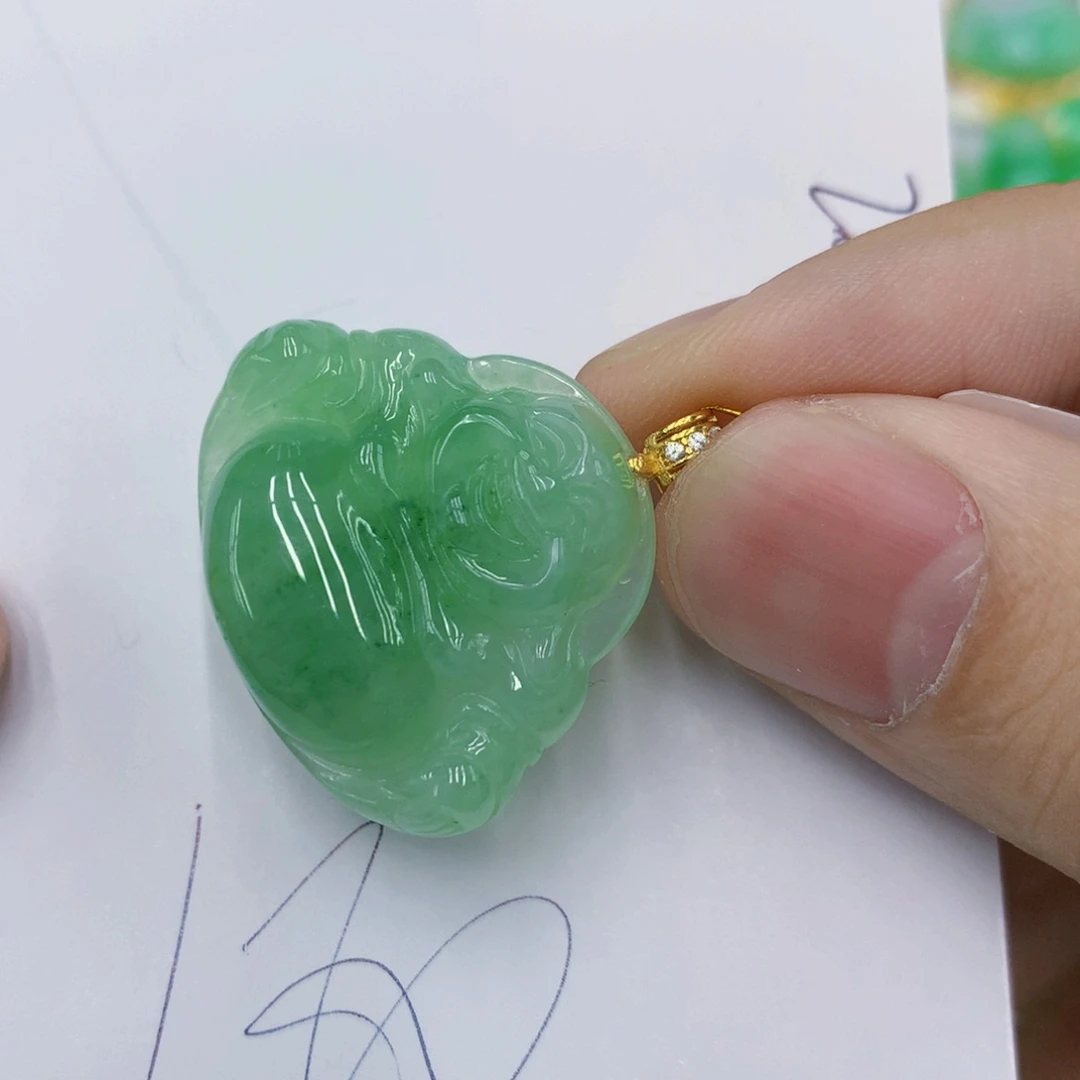 颈饰18K金镶嵌翡翠翡翠