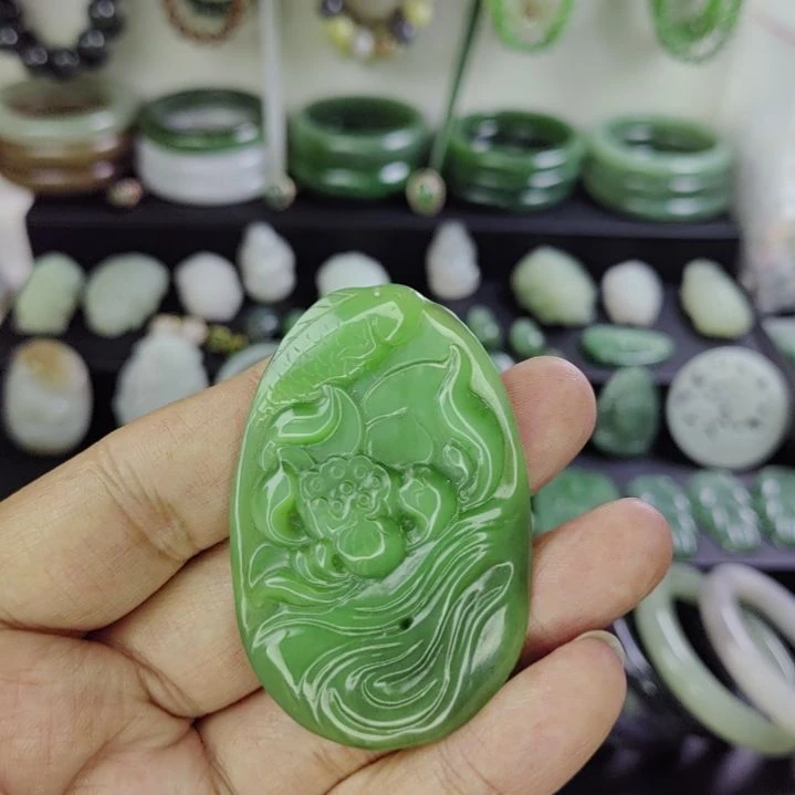 和田玉未镶嵌吊坠(不含链)