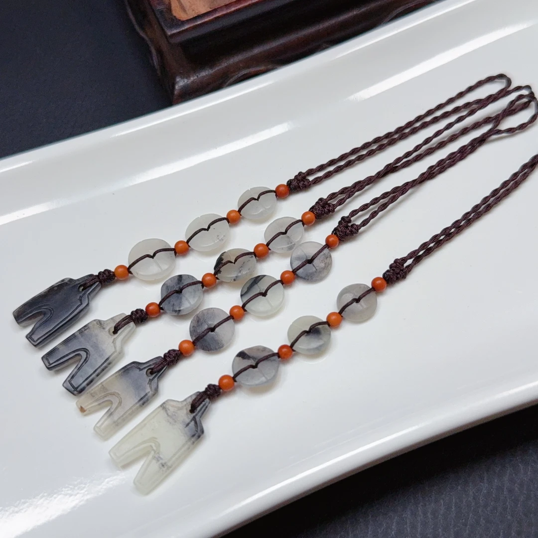 【伟伟鉴定】和田玉 青花 一套 挂件 多样性发货发一件