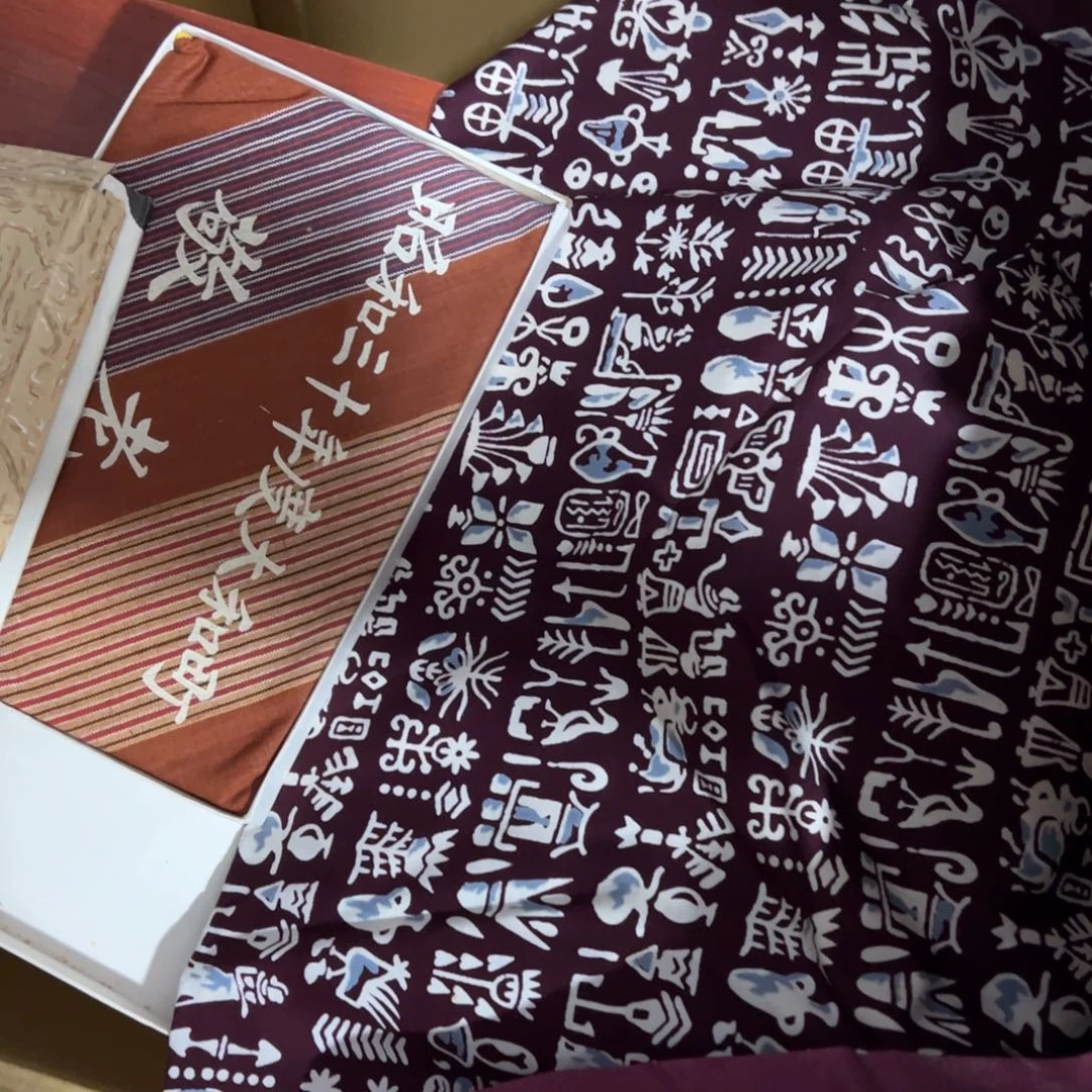 卧***说摆件陶瓷制品加工技术和陶瓷