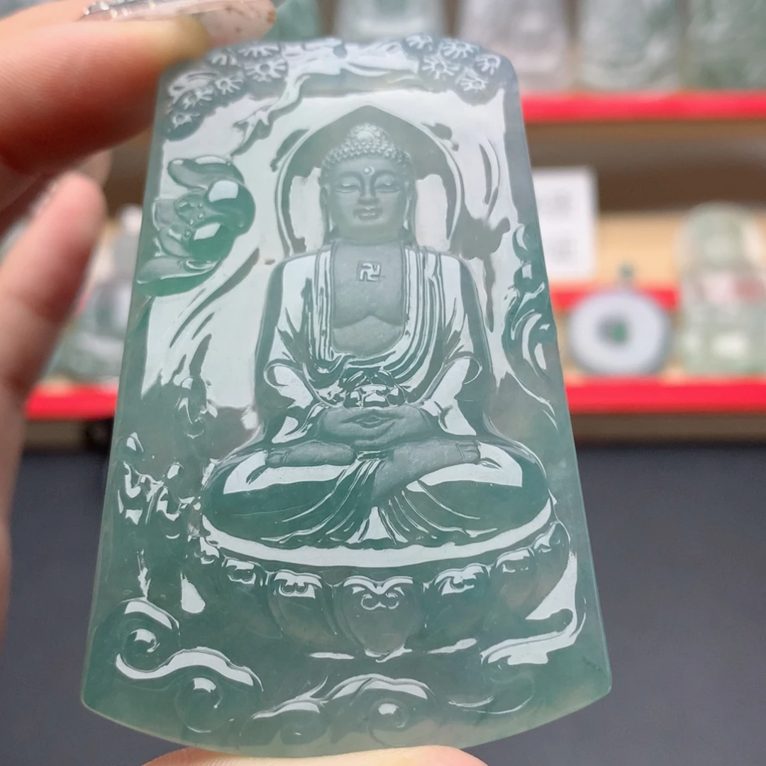 旺****颈饰未镶嵌翡翠大日如来