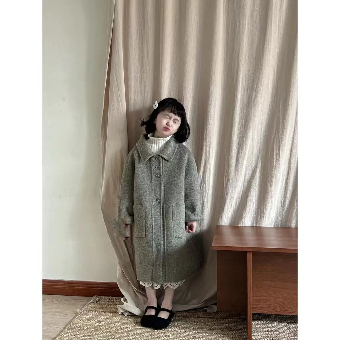 L2251秋冬儿童四粒扣大衣