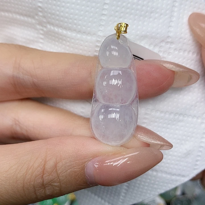 颈饰18K金镶嵌翡翠