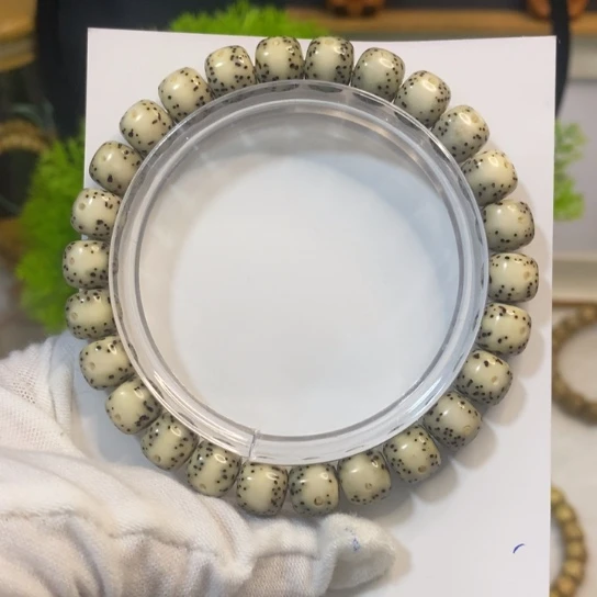 星月菩提吊坠海南星月菩提手串9奶灰冰糖通体