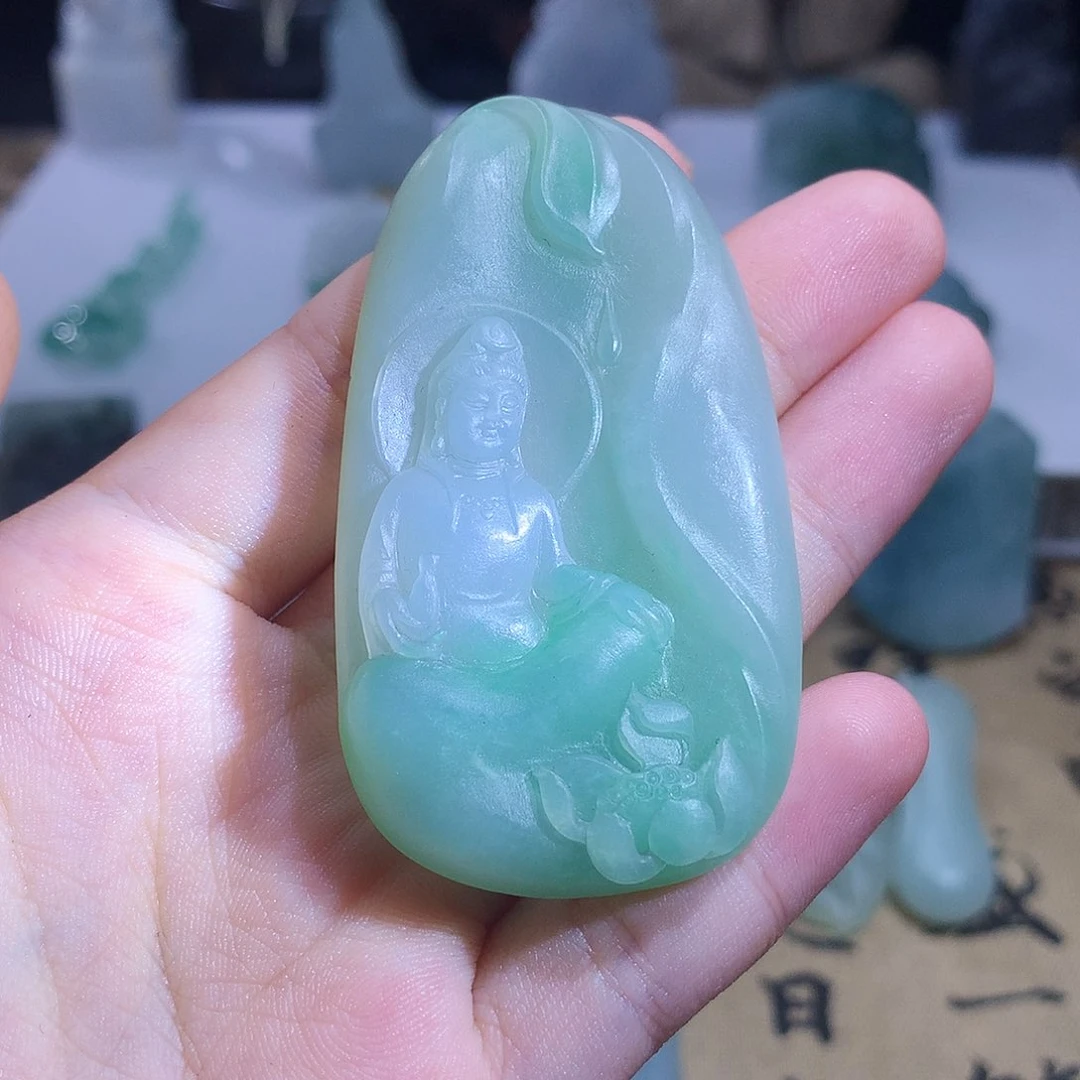 颈饰未镶嵌翡翠胖***肉