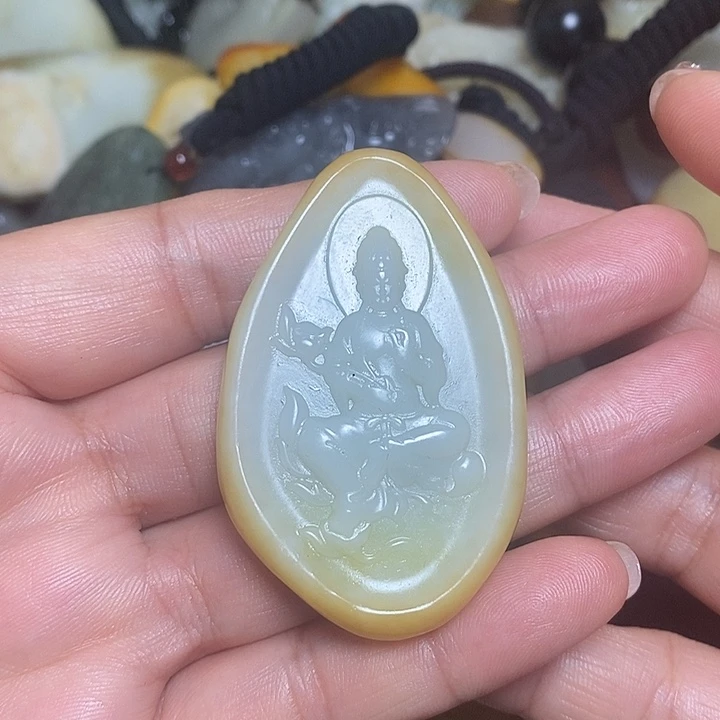 和田玉未镶嵌挂件