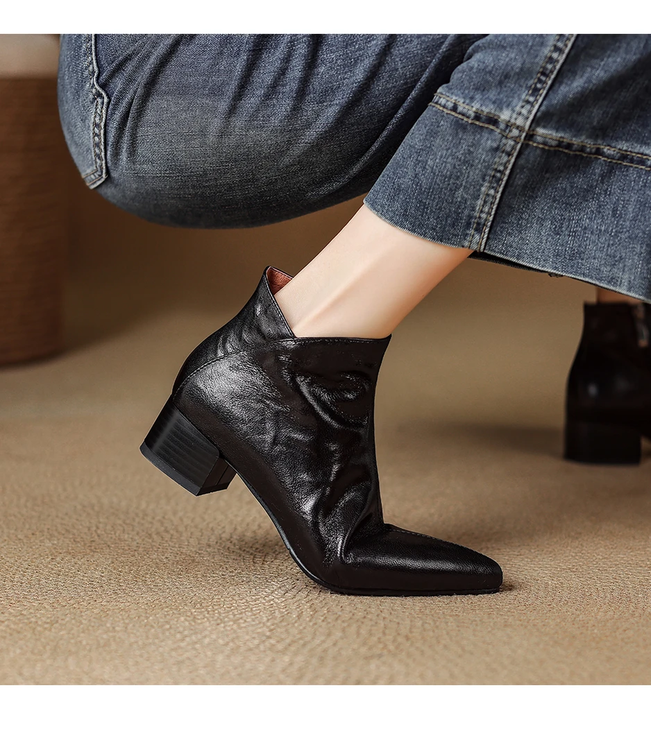 羊皮断码清仓真皮法式洋气小短靴女秋冬季新款粗跟软皮尖头及踝靴