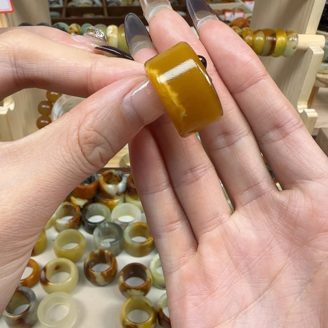 岫玉岫玉内径17未镶嵌-****-