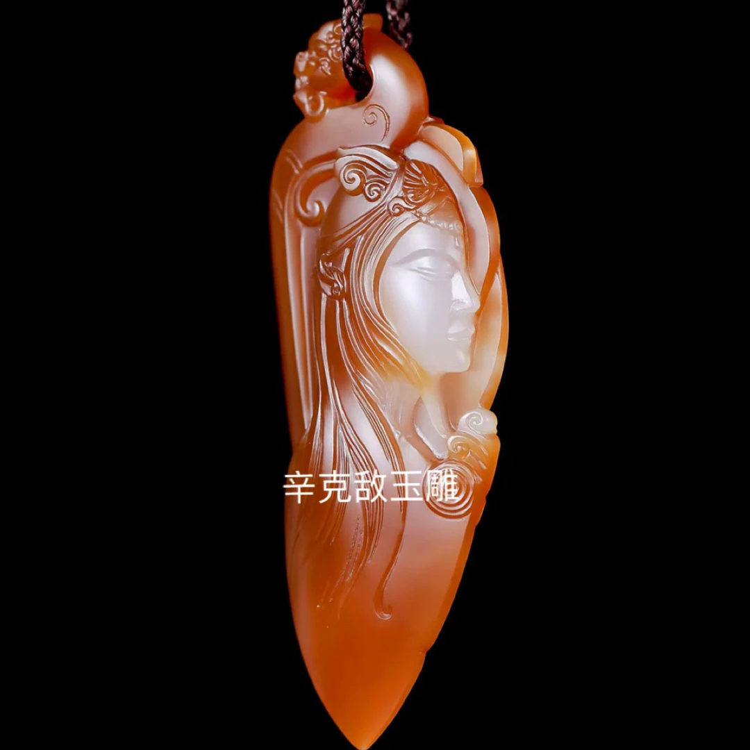 【辛克敌玉雕】新疆和田玉且末金山糖白龙女