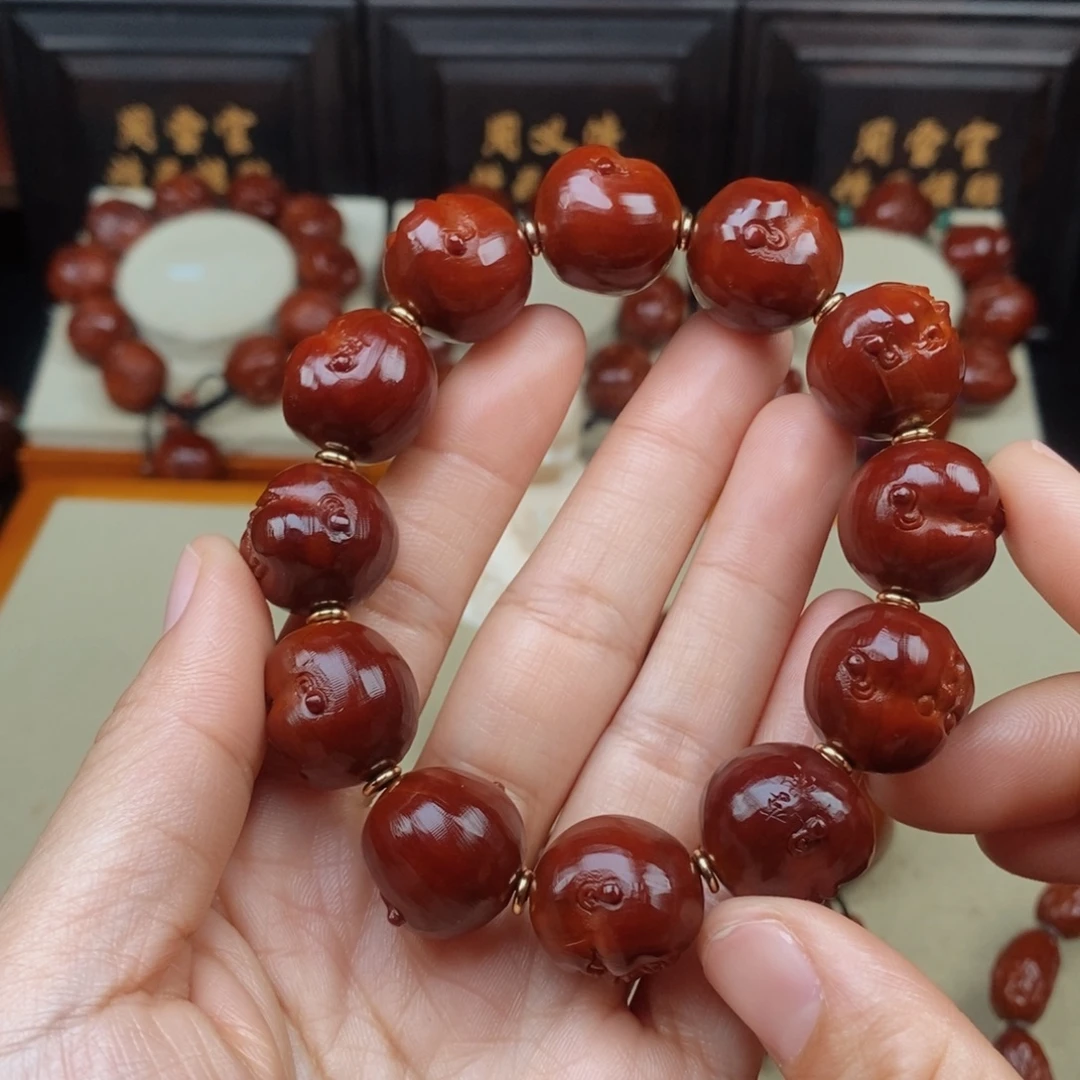 高***锋吊坠橄榄核百态百态