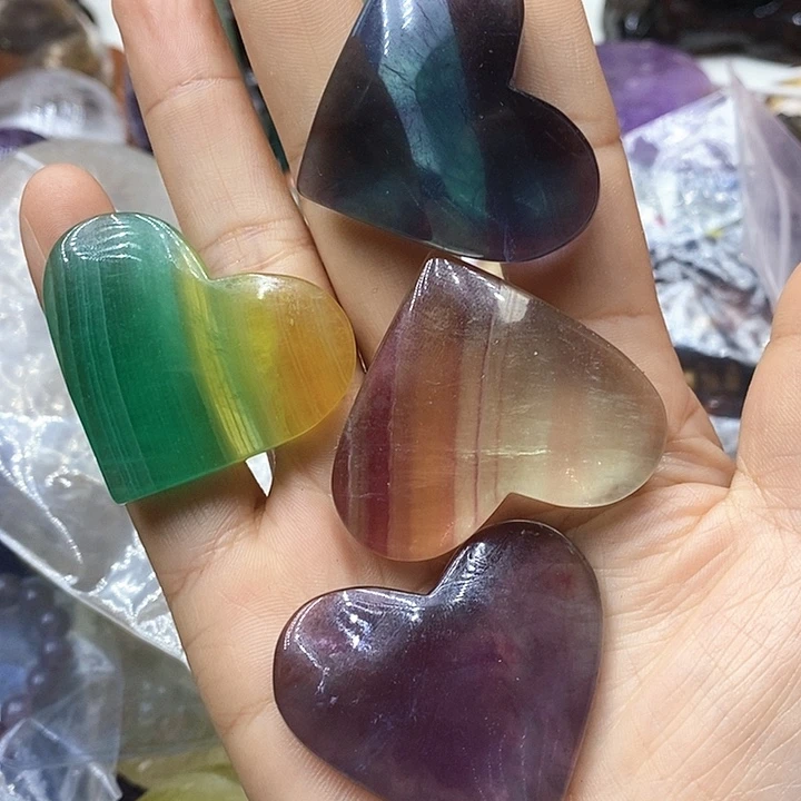 【闪购商品】未镶嵌珠宝半成品水晶一个