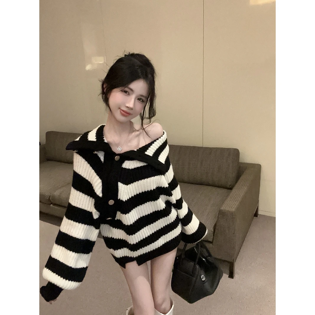 秋冬加厚条纹高领不规则毛衣女慵懒风长袖针织衫时尚辣妹显瘦上衣