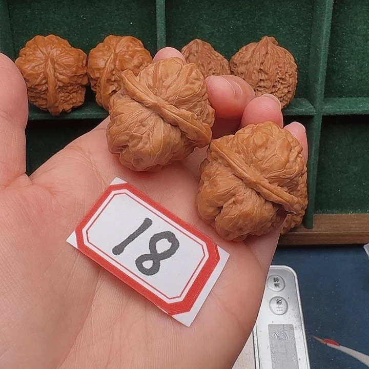 文玩核桃吊坠全品38尺蛤蟆头