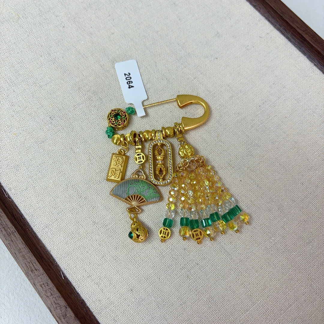 2064-宋锦春和景明步步生莲别针新中式国风挂件