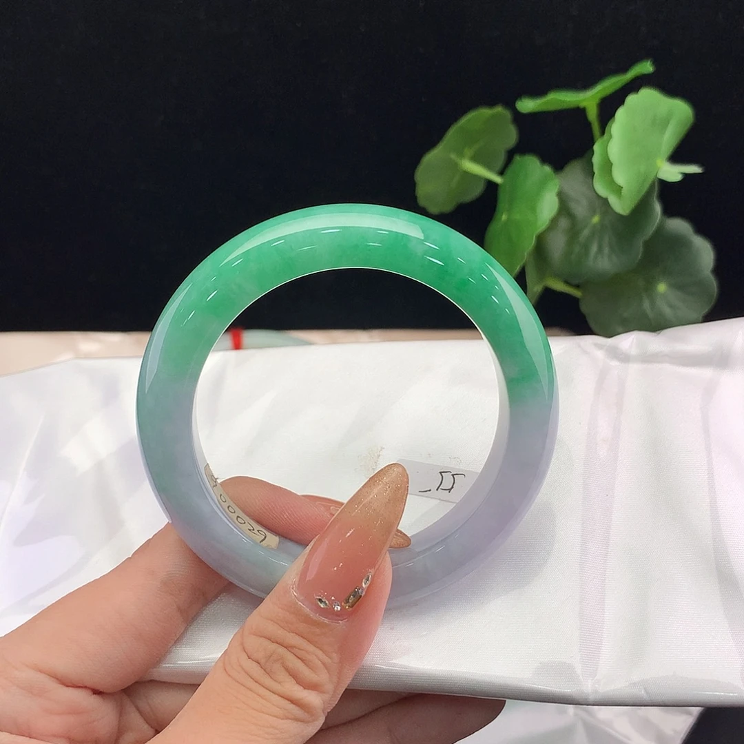 翡翠未镶嵌手镯正55