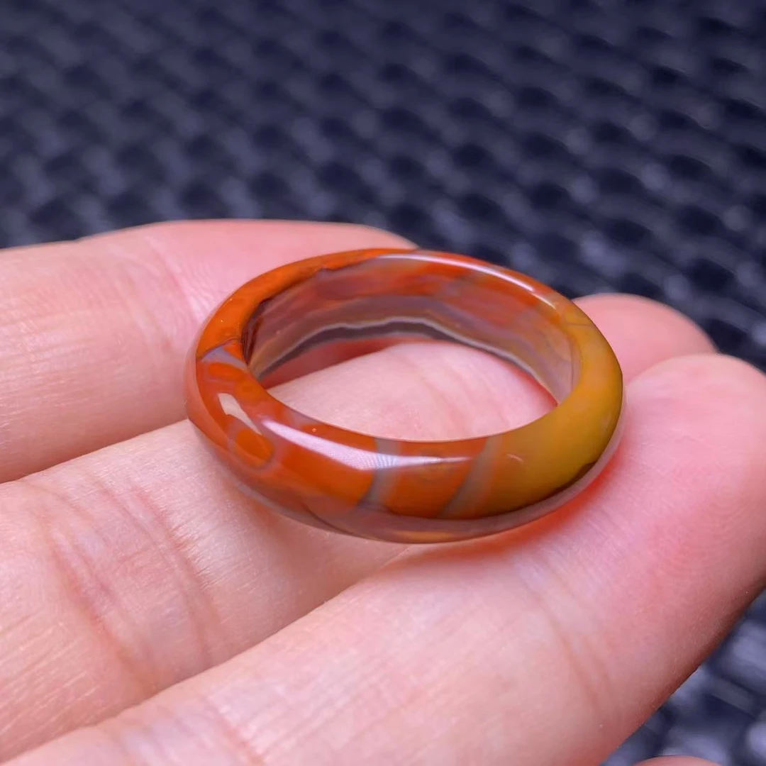 天然战国红玛瑙艳红颜色戒指圈指环随机发货