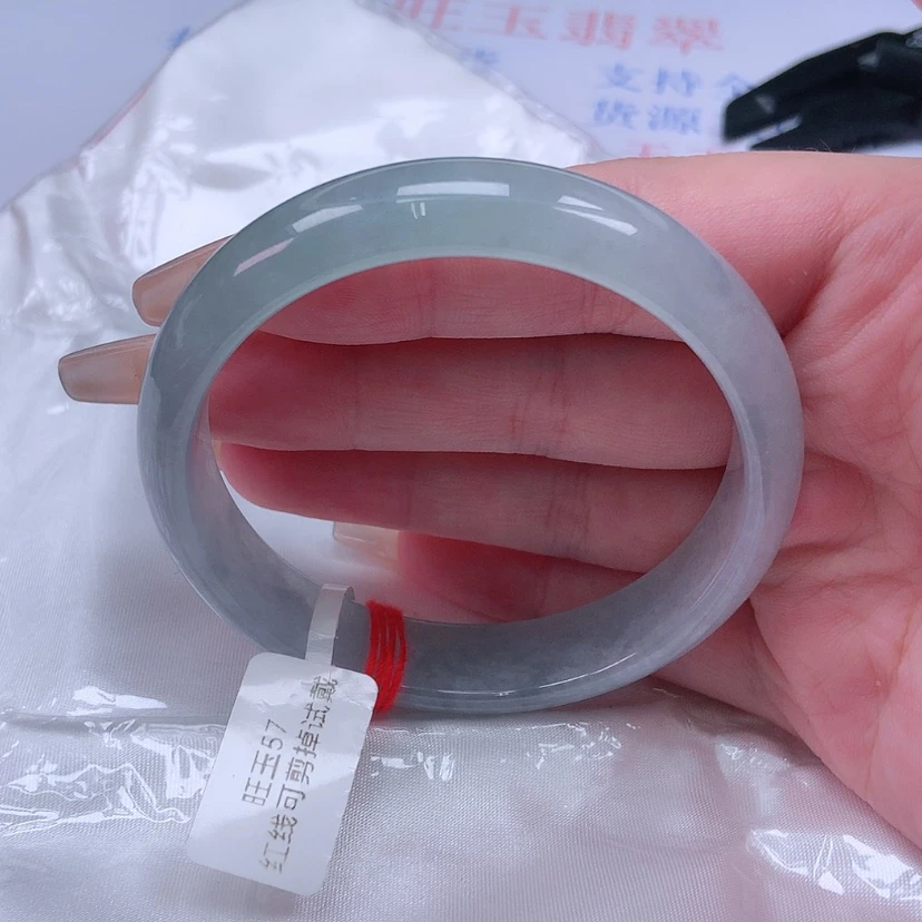 【闪购商品】未镶嵌手镯翡翠58