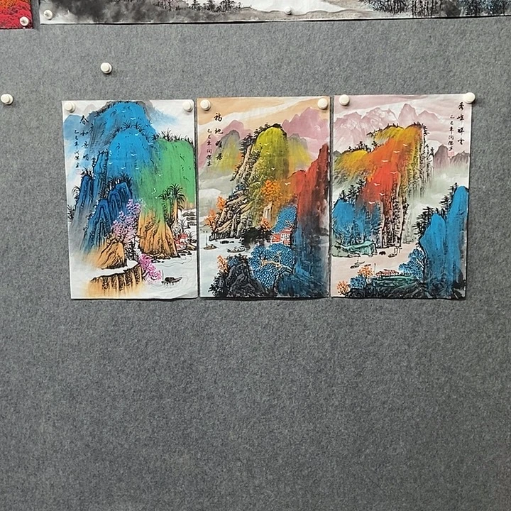 国画四尺三开泼彩山水三副