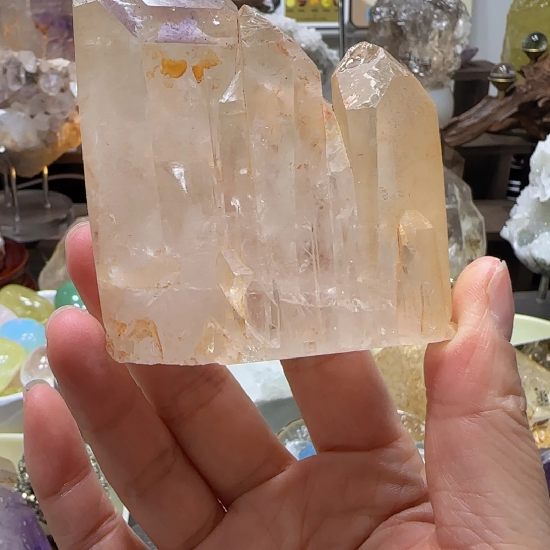 水晶车挂未镶嵌不退换马达加斯加城堡