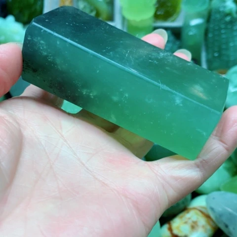 蛇纹石玉未镶嵌手把件