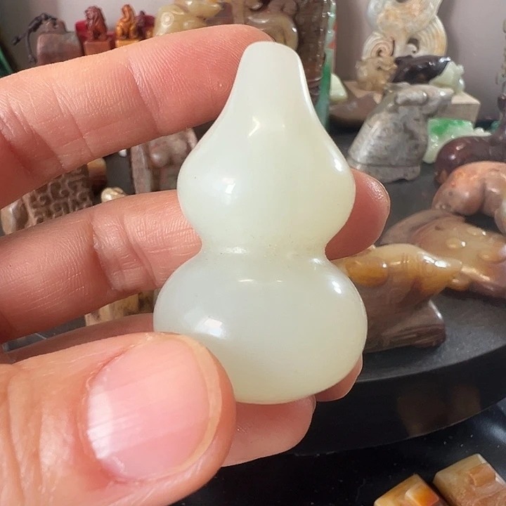 和田玉（糖玉）未镶嵌挂件