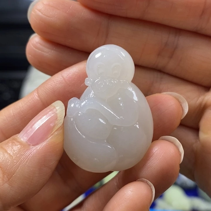 和田玉未镶嵌挂件