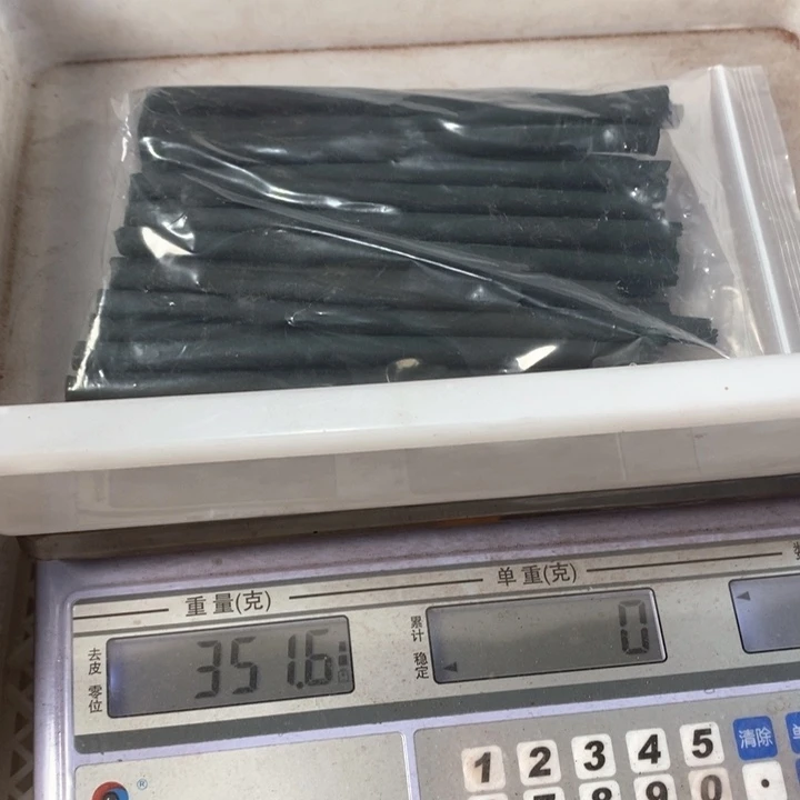 泥塑绿鼻炎细香棒料约300克装