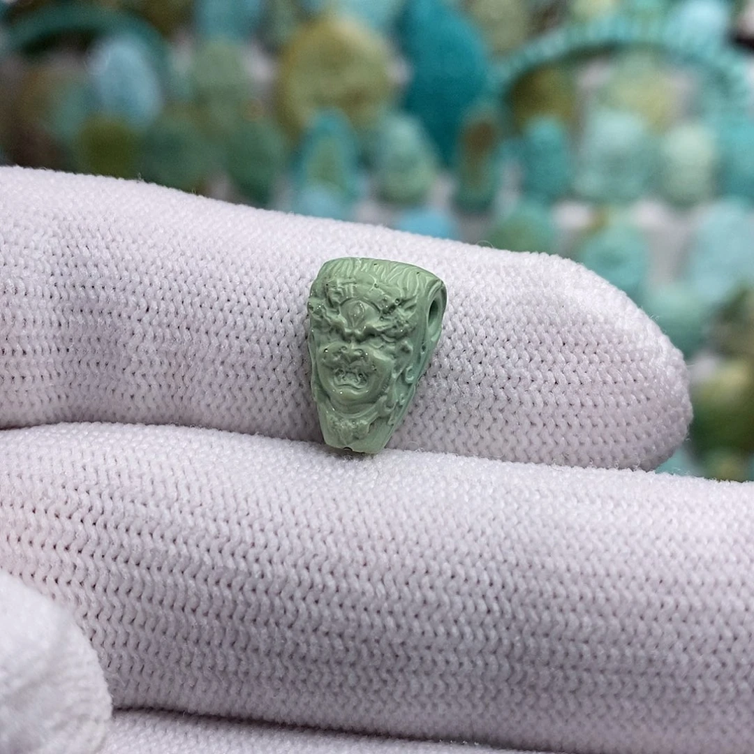 绿松石未镶嵌绿松石