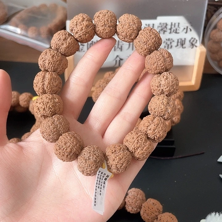 刘***一手串金刚菩提尼泊尔金刚菩提手串