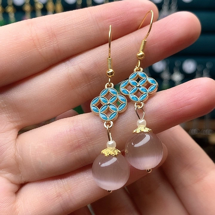 石英质玉耳钉合金