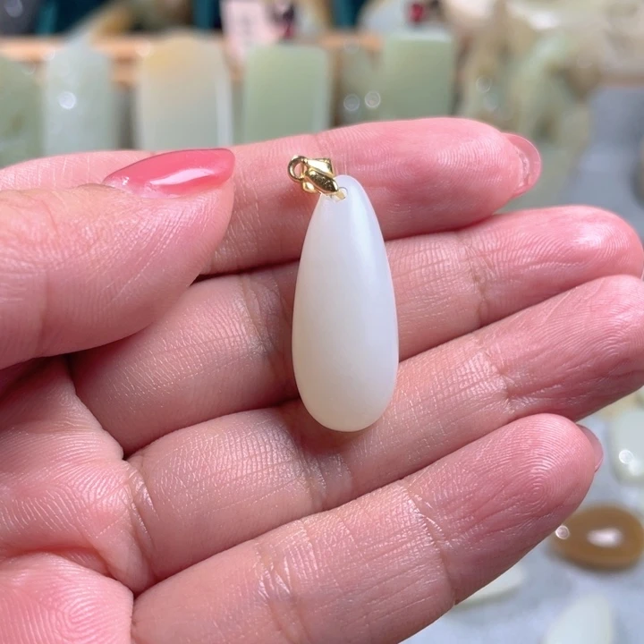 未镶嵌和田玉（糖玉）珠宝半成品