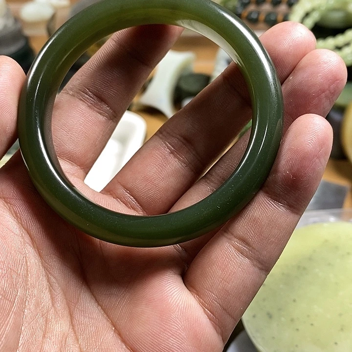 雨***箫和田玉（糖玉）未镶嵌珠宝半成品