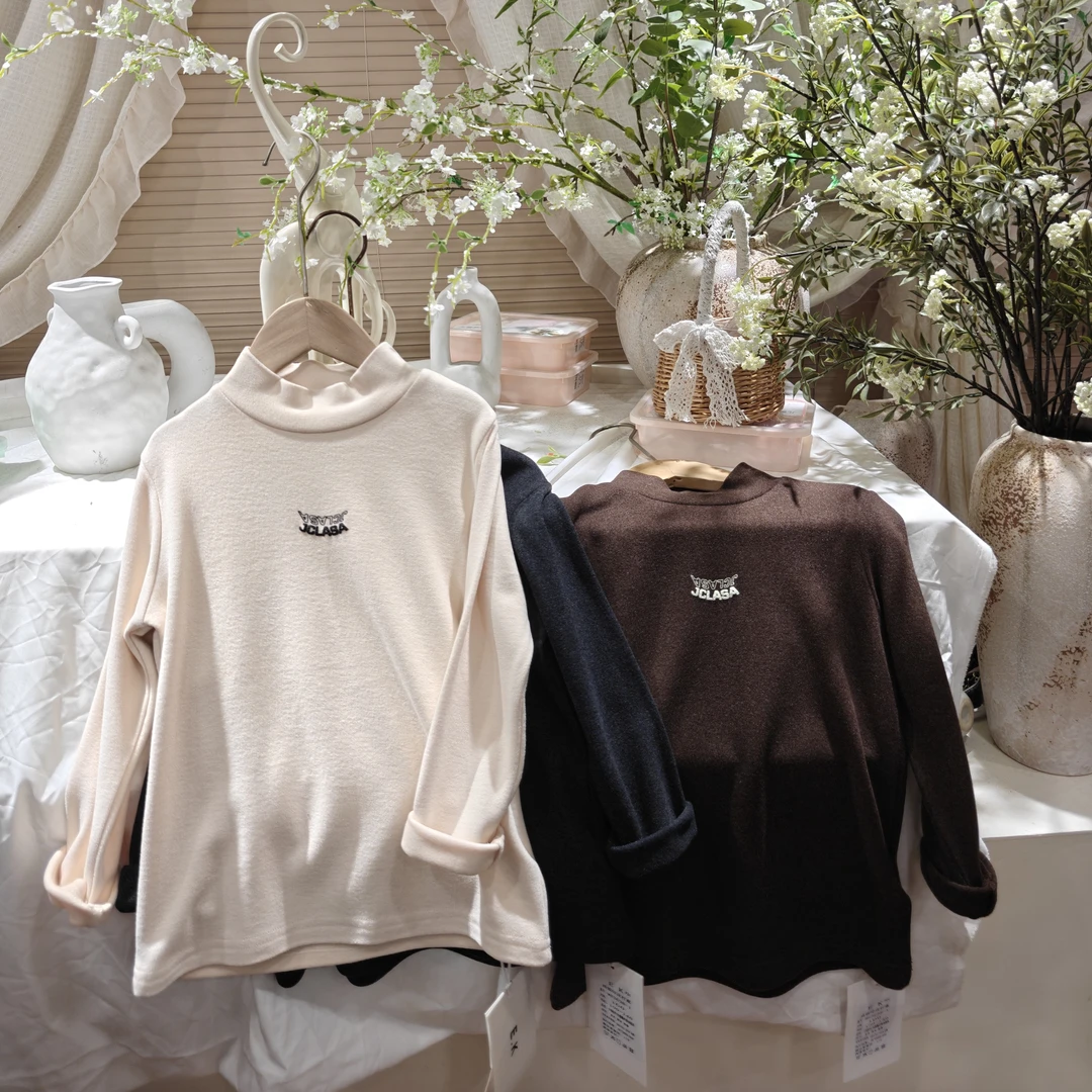 H架。83038-1冬款320克打底T恤字母童装