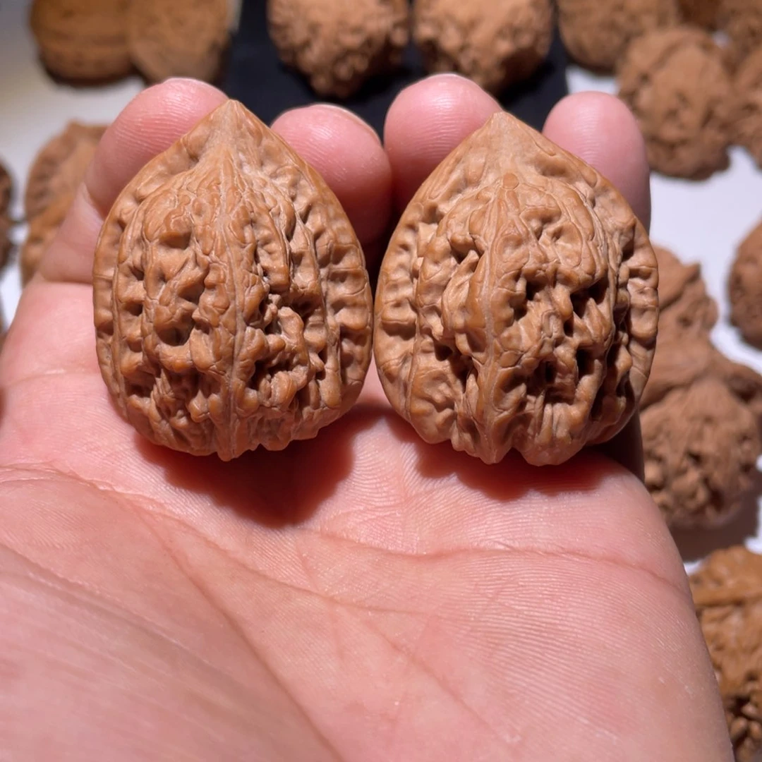 文玩核桃吊坠全品赤龙