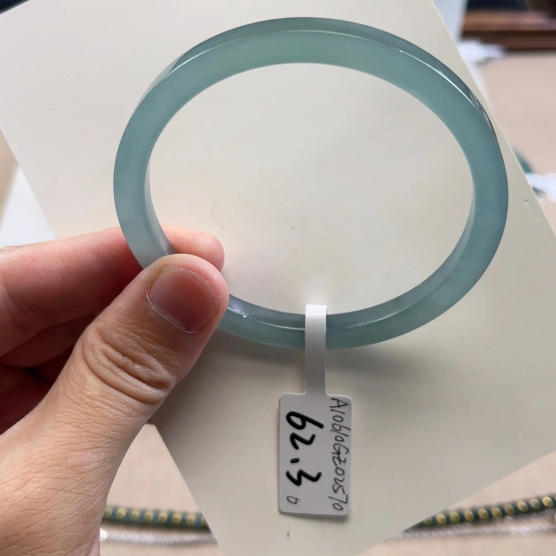 翡翠手镯未镶嵌小**明62.30