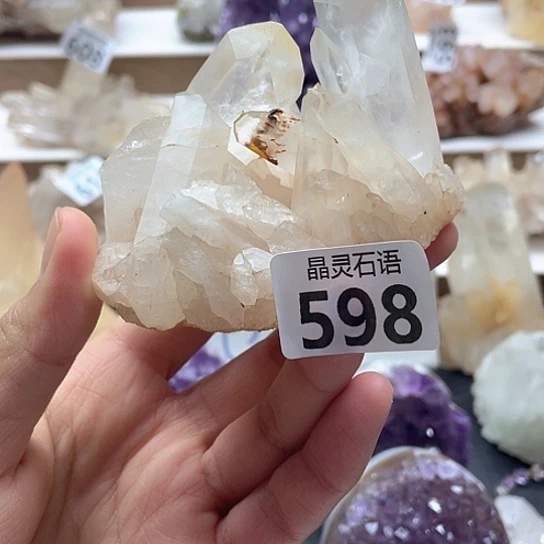 未镶嵌水晶大型摆件（非配饰）