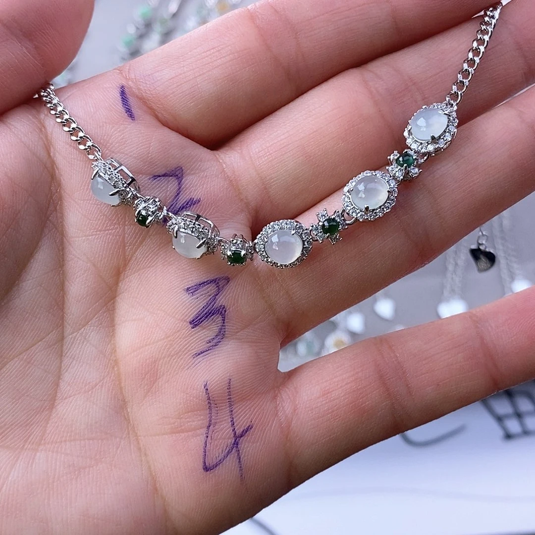 哥***子翡翠未镶嵌戒指缅甸