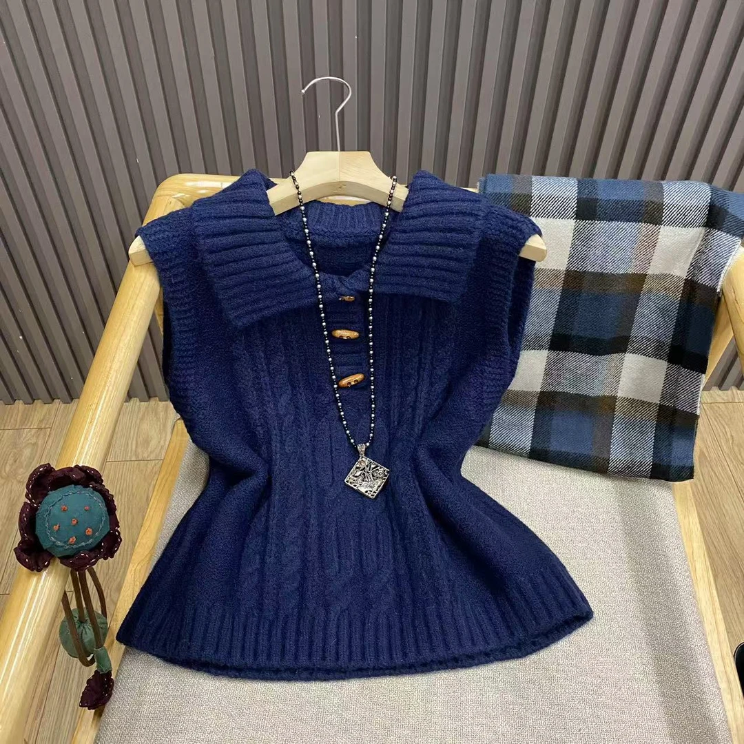 秋季复古翻领套头绞花针织背心叠穿文艺宽松牛角扣马甲女Z5123